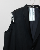 CUT SHOULDER BOXY JACKET