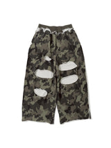 ダメージスウェットパンツ