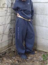 Ruler gradation sweat pants