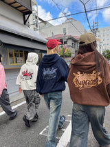 國王徽標顏料連帽衫