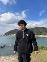 writing flower logo fleece half zip