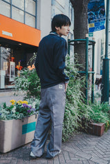 條紋寬鬆的褲子