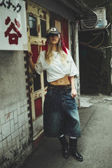 平成标志水钻牛仔短裤