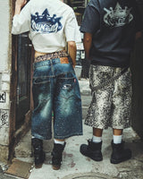 平成标志水钻牛仔短裤