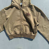 國王徽標樁縫製的拉鍊連帽衫(裁剪)