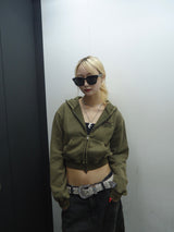 國王徽標樁縫製的拉鍊連帽衫(裁剪)