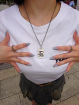 私はYGのドッグタグネックレスが大好きです