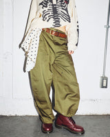 ダブルニーチノバルーンパンツ