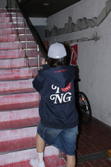 親吻完整的拉鍊連帽衫