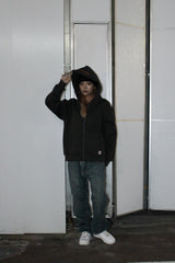 親吻完整的拉鍊連帽衫