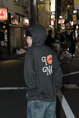 親吻完整的拉鍊連帽衫