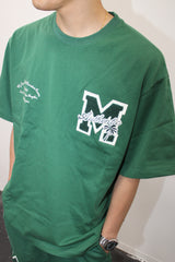 M College Logo Wappen Tee