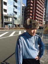 洗淨的田徑夾克