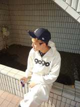 9090 OG徽標拉鍊連帽衫