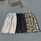 Heisei 로고가 꼬인 땀 바지