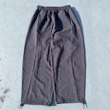 Heisei 로고가 꼬인 땀 바지