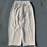 Heisei 로고가 꼬인 땀 바지