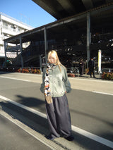 Heisei 로고가 꼬인 땀 바지