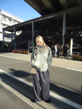 Heisei 로고가 꼬인 땀 바지