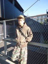 銷毀的拼貼拉鍊連帽衫