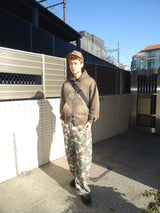 Heisei 로고가 꼬인 땀 바지