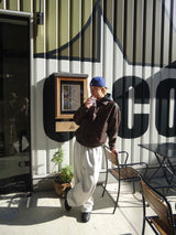 Heisei 로고가 꼬인 땀 바지