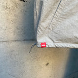 尼龍和羊毛可逆背心