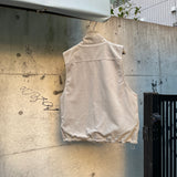 尼龍和羊毛可逆背心