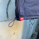 尼龍和羊毛可逆背心