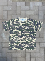 universal logo 喷雾短袖T恤