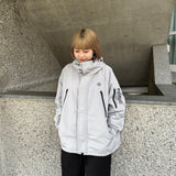 n徽標技術山地大衣