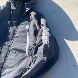 n徽標技術山地大衣