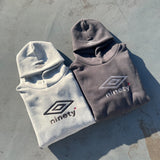 9090×Umbro協作徽標連帽衫