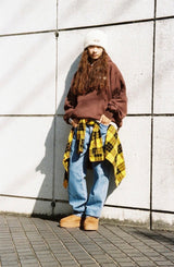 젊은 로고 까마귀