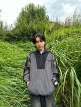 切換尼龍半拉鍊連帽衫