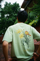 BW Flower pigment TEE