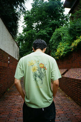 BW Flower pigment TEE
