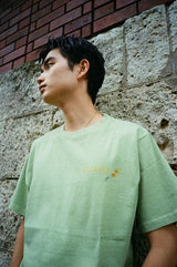 BW Flower pigment TEE