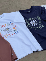 circle flower tee