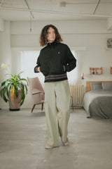 UA Vintage like flare denim pants