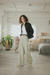 UA Vintage like flare denim pants
