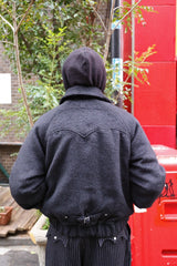 蓬鬆的西部布盧森