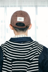 スウェードのひきこもりcap