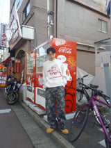 손 그리기 통치자 니트