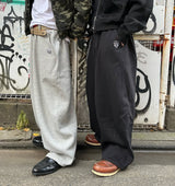 Volume baggy sweat pants