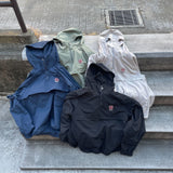 n 로고 라이트 Anorak 까마귀