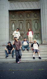 年輕歌曲X厘米尺徽標T卹