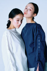 Button-Adjustable Silhouette L/S Shirt