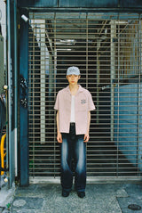 國王徽標開放式衣領襯衫