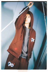 9090徽標拉鍊連帽衫